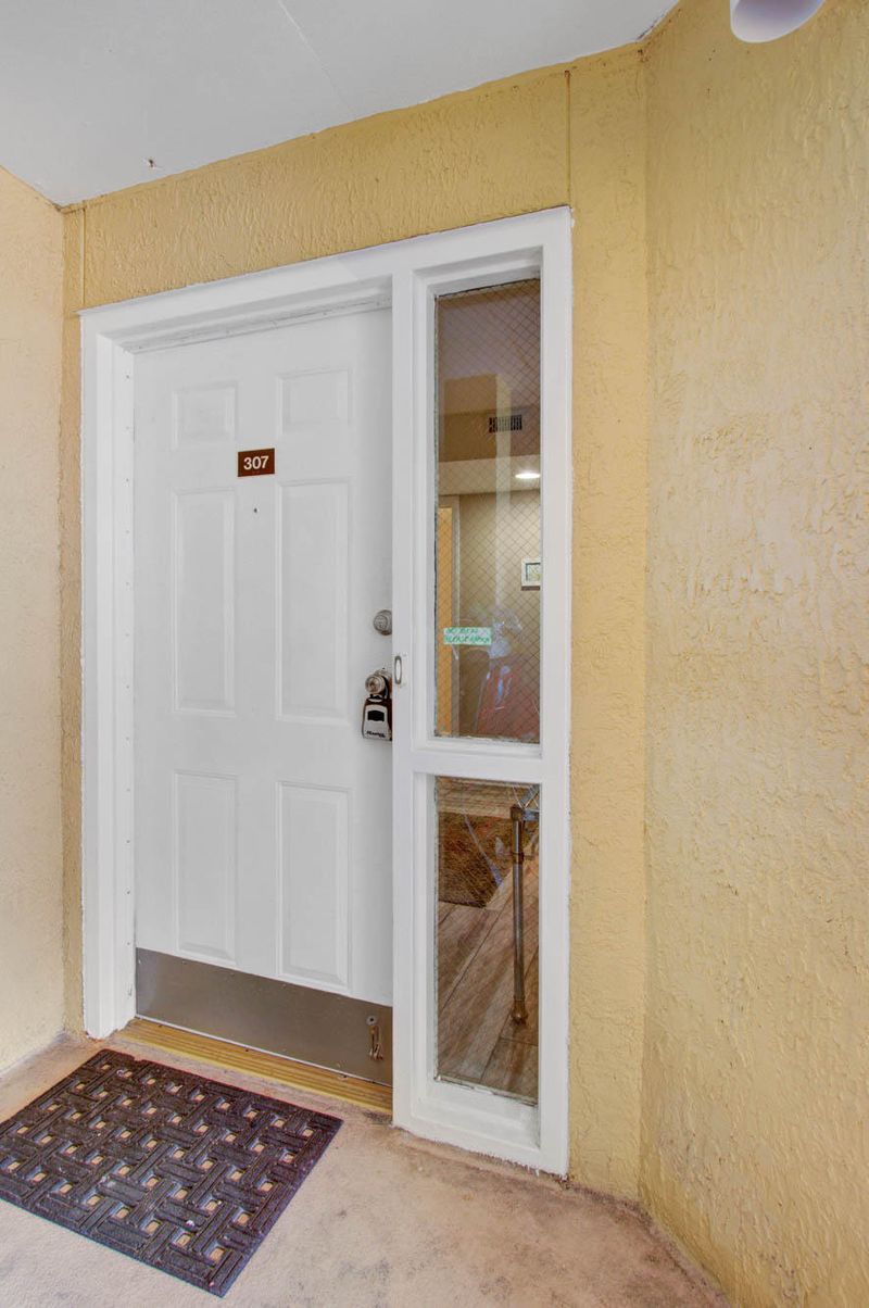 201 W Arctic Ave #307, Folly Beach, SC 29439