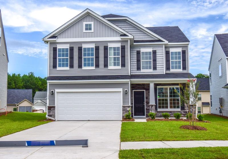 504 Lateleaf Dr, Moncks Corner, SC 29461