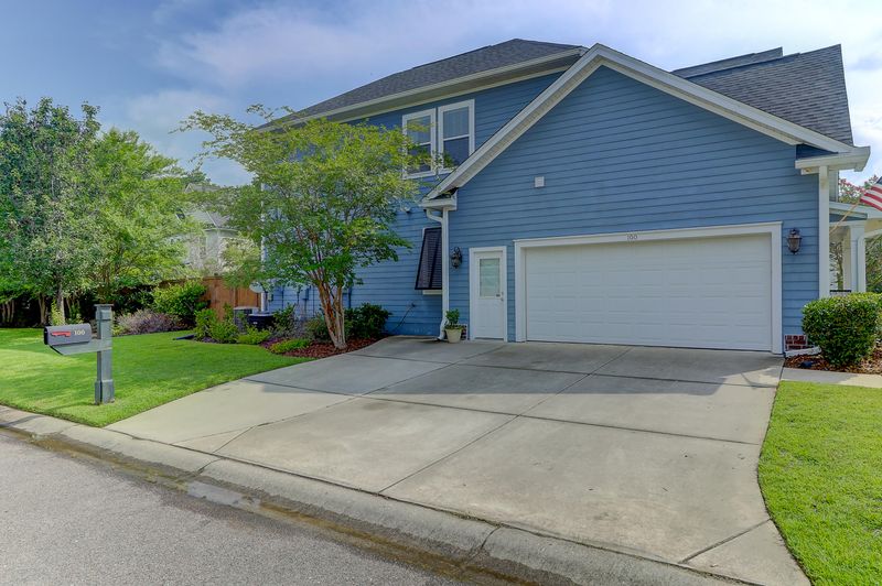 100 Duck Pond Ct, Summerville, SC 29485