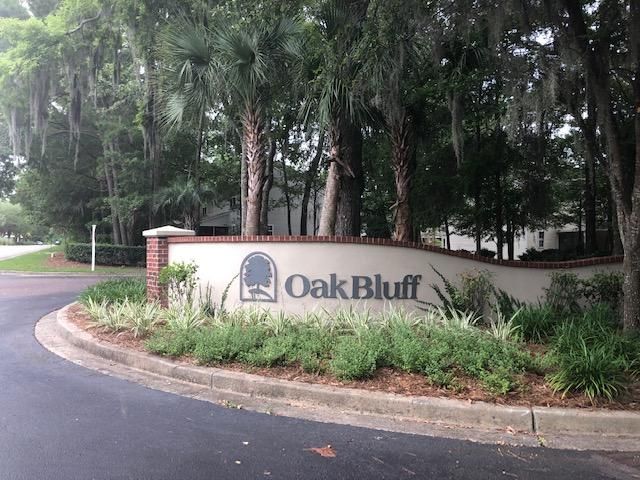 8129 Shadow Oak Dr, North Charleston, SC 29406