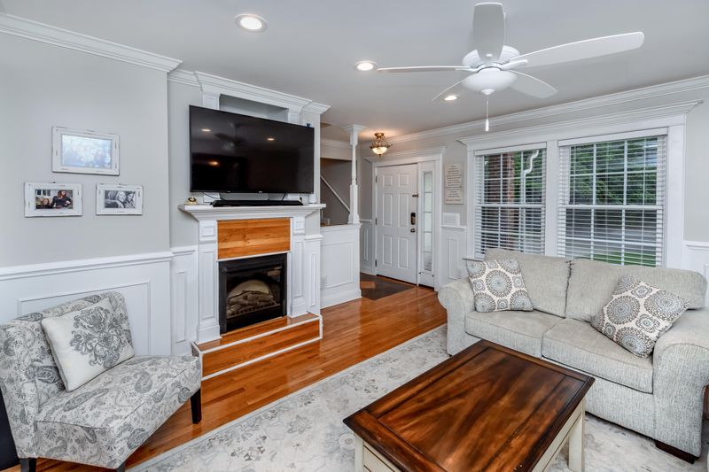 1601 Seloris Ct, Charleston, SC 29407