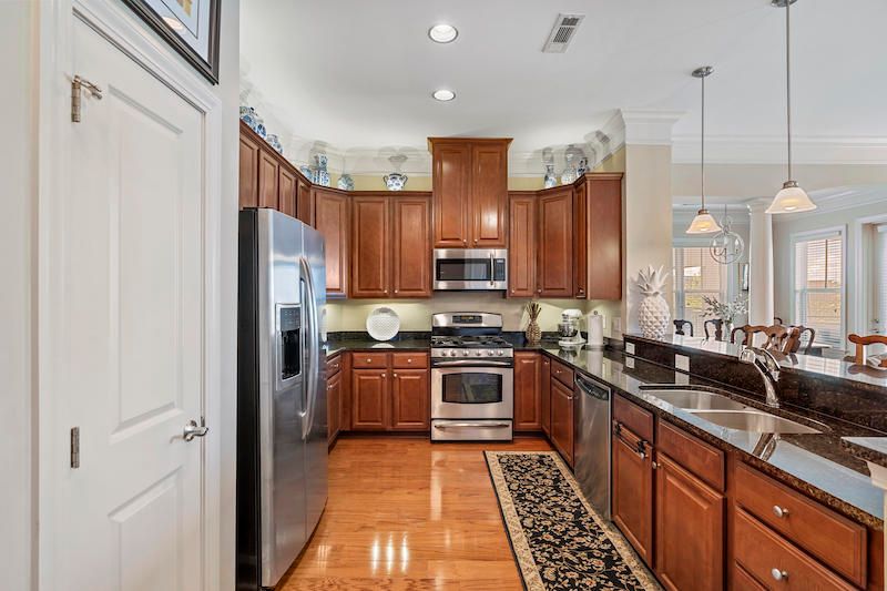 200 River Landing Dr #A307, Daniel Island, SC 29492
