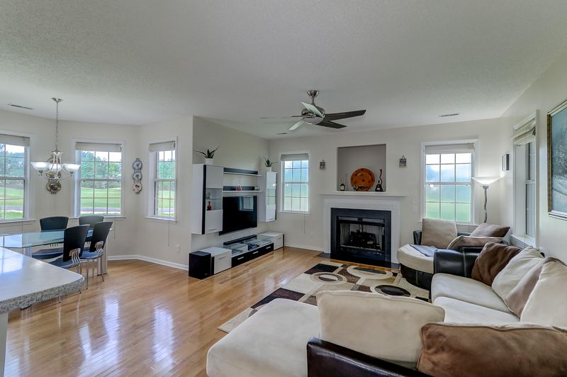 108 Amanda Cir, Goose Creek, SC 29445