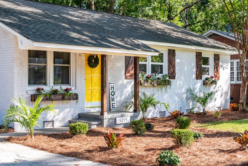 5215 E Dolphin St, North Charleston, SC 29405