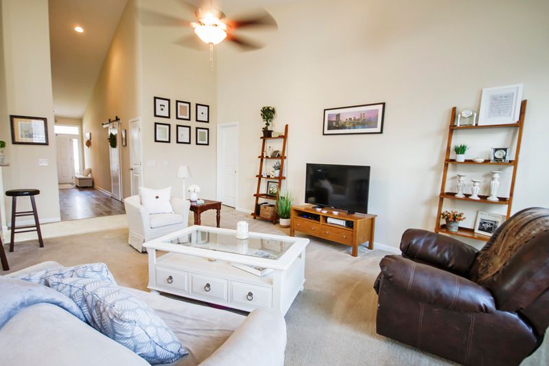 2029 Triple Crown Ln, Ridgeville, SC 29472