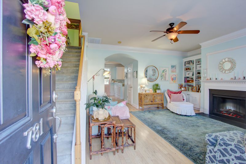 781 Certificate Ct, Charleston, SC 29414
