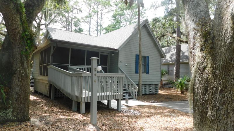 894 Shelter Cv, Edisto Beach, SC 29438