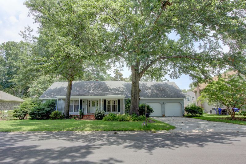 1251 W Vagabond Ln, Mount Pleasant, SC 29464