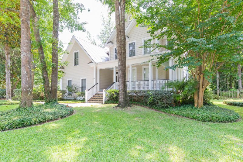 1300 Parkton Rd, Mount Pleasant, SC 29464