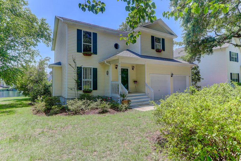1105 Wayfarer Ln, Charleston, SC 29412