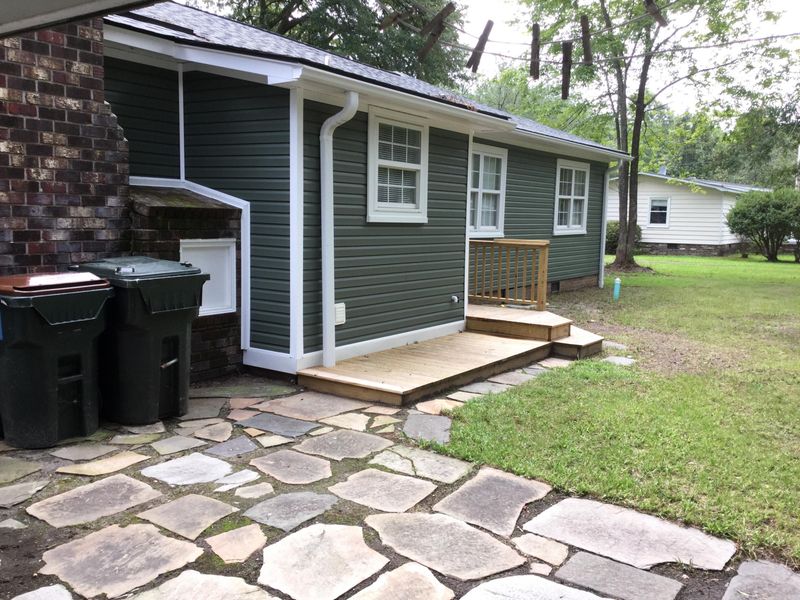 525 Horne St, Moncks Corner, SC 29461