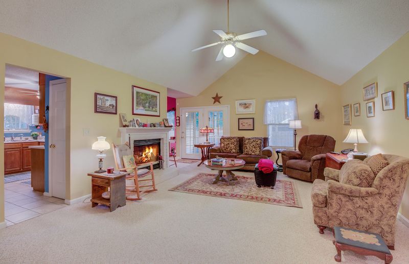 1021 Shinnecock Hill Ct, Summerville, SC 29483