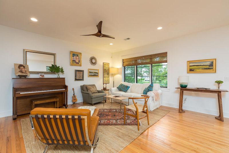 2023 Parkway Dr, Charleston, SC 29412
