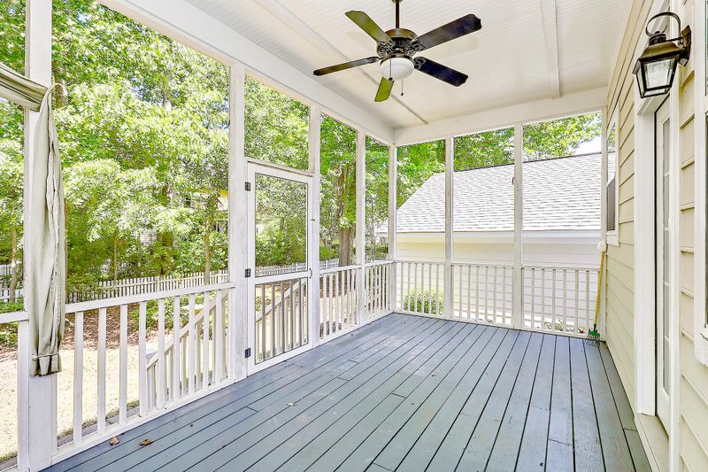 1041 Barfield St, Charleston, SC 29492