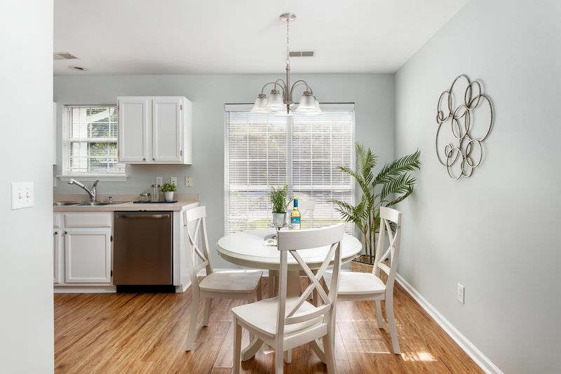 207 Toura Ct, Charleston, SC 29414