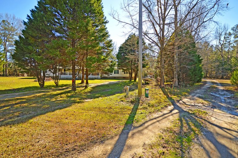 1102 Tamassee Ct, Saint Stephen, SC 29479