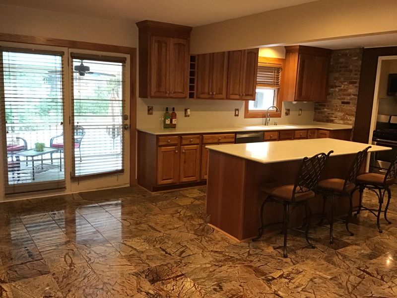 480 Wade Hampton Dr, Charleston, SC 29412