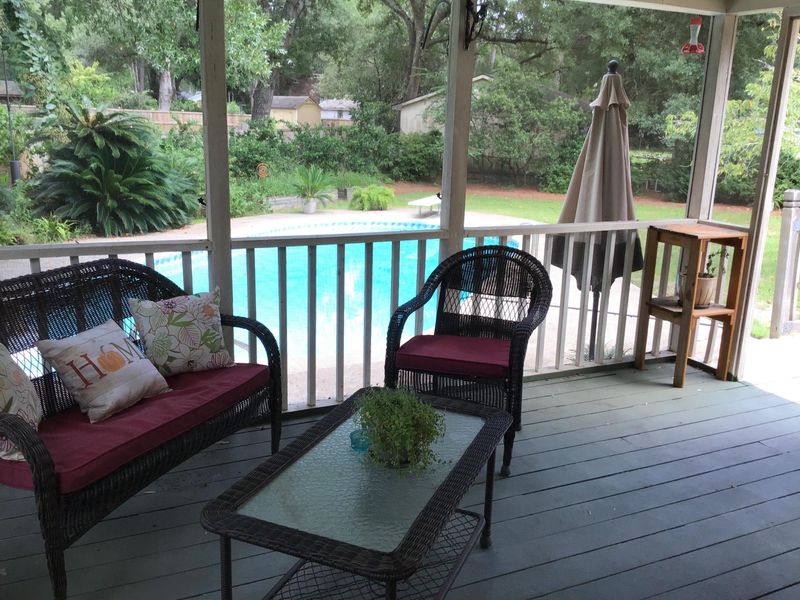 480 Wade Hampton Dr, Charleston, SC 29412