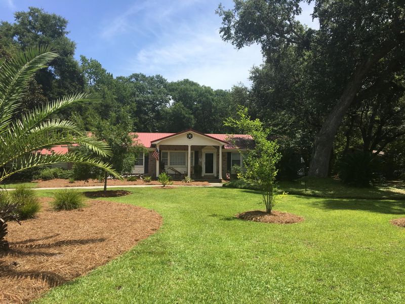 480 Wade Hampton Dr, Charleston, SC 29412