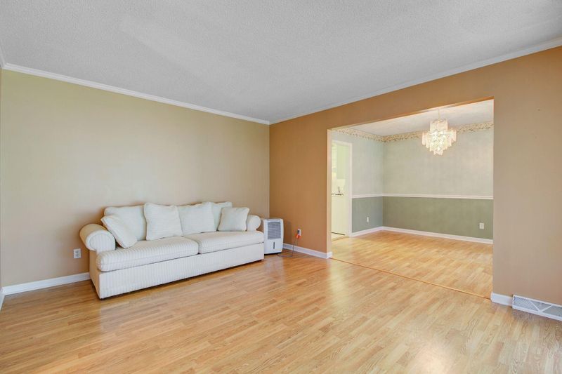 105 Middleton Dr, Goose Creek, SC 29445