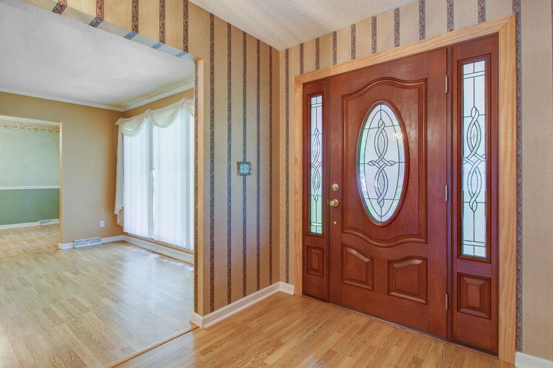 105 Middleton Dr, Goose Creek, SC 29445