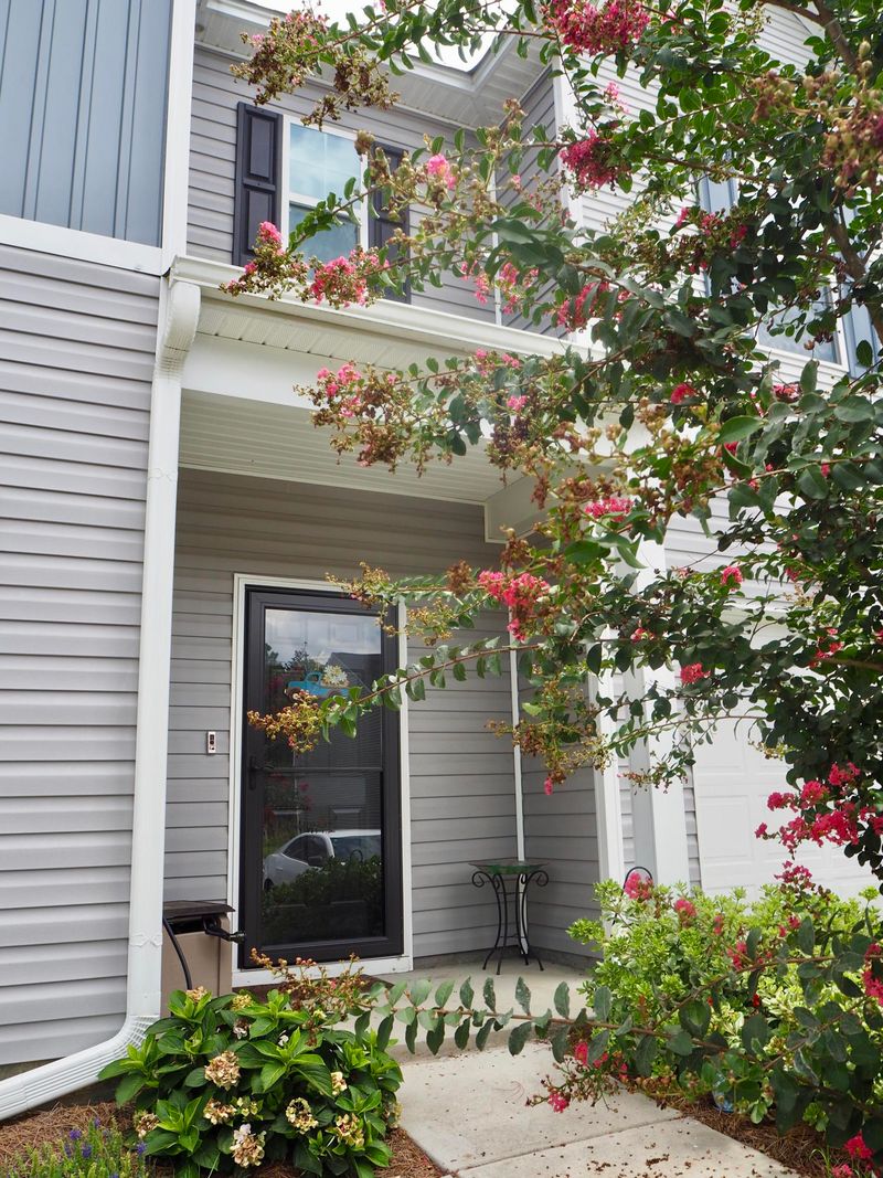512 Truman Dr, Goose Creek, SC 29445