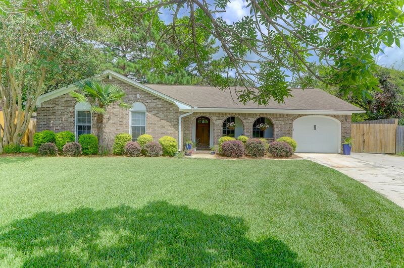 1174 Shoreside Way, Mount Pleasant, SC 29464