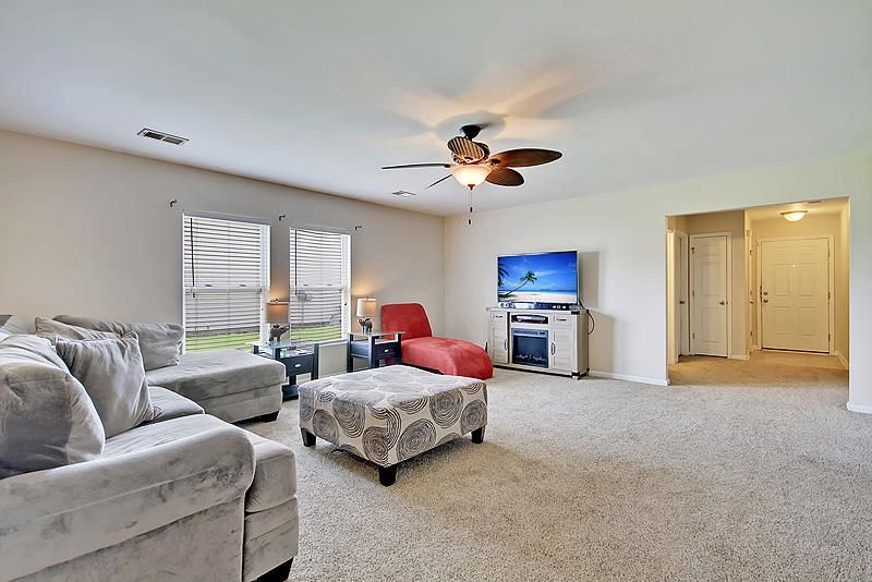 406 Early Morning Dr, Moncks Corner, SC 29461