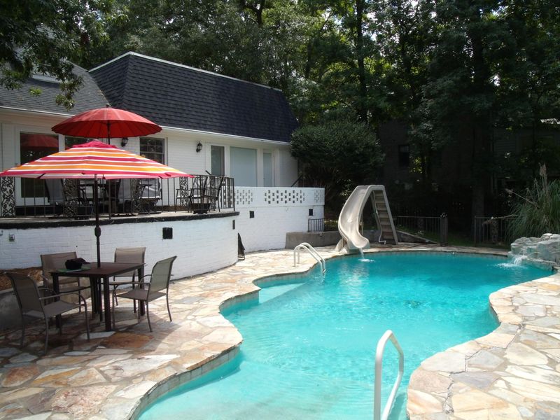 218 Shaftesbury Ln, Summerville, SC 29485