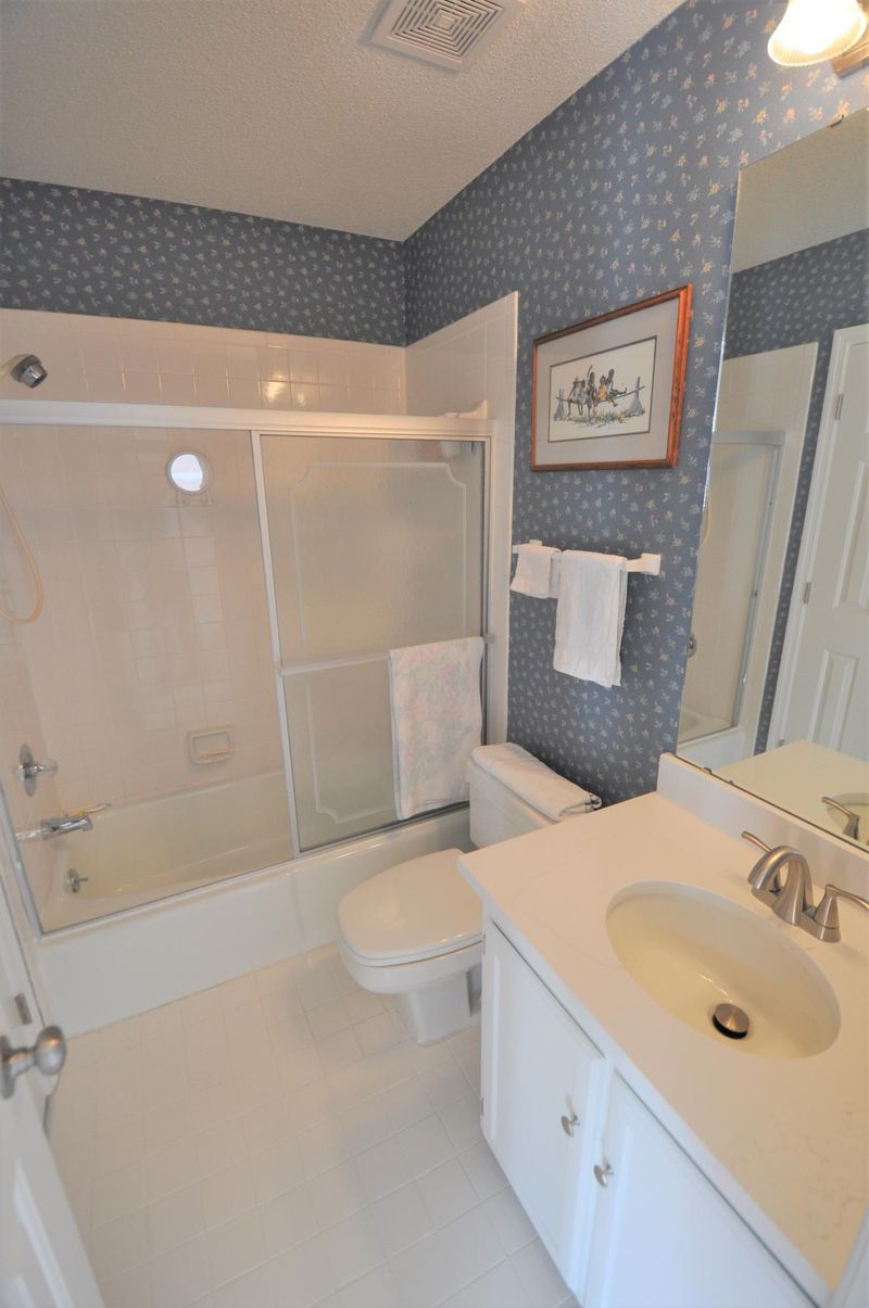 978 Harbor Oaks Dr, Charleston, SC 29412