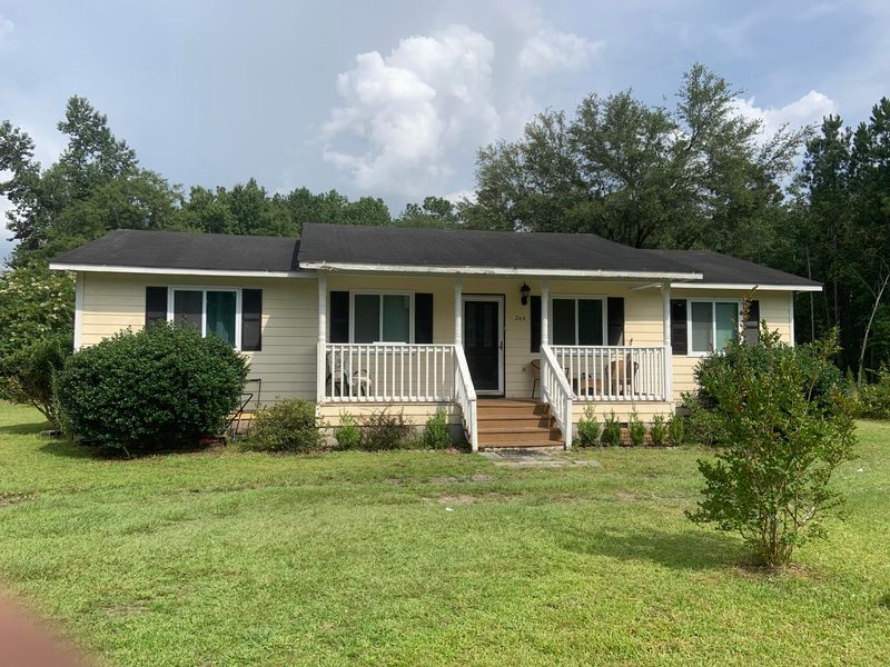 244 W Pine St, Summerville, SC 29485