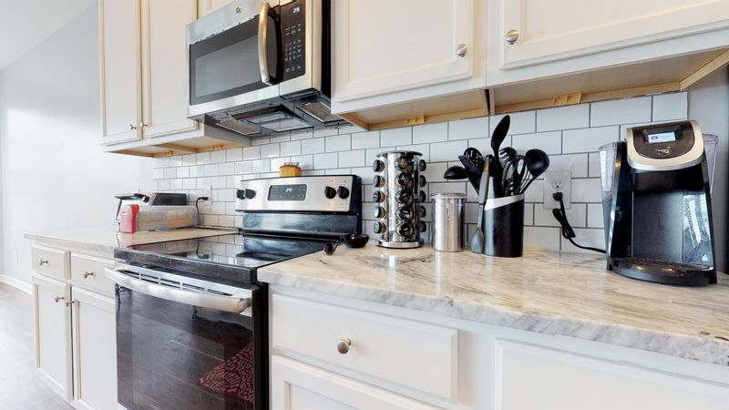8907 Skipping Rock Ln, Summerville, SC 29485