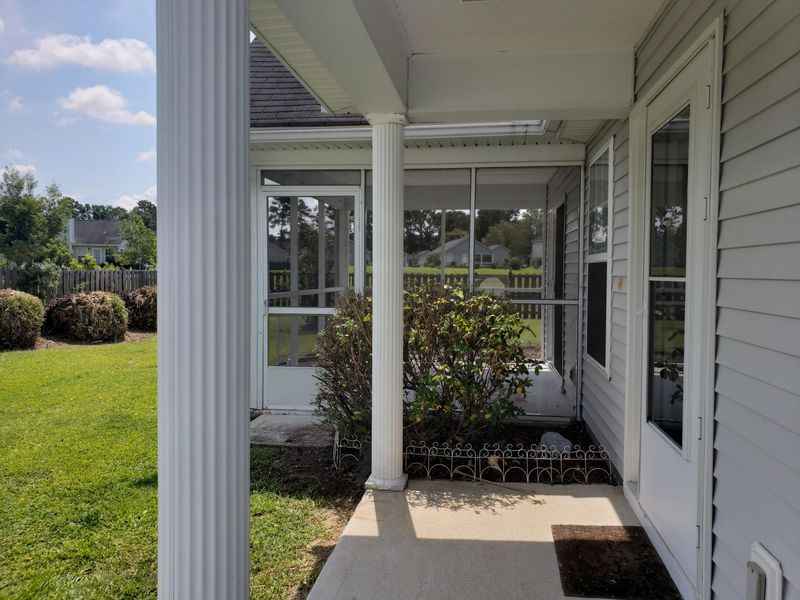 224 Savannah River Dr, Summerville, SC 29485
