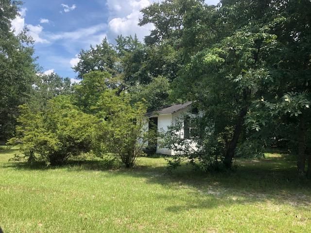 601 Tranquility Ln, Pinopolis, SC 29469
