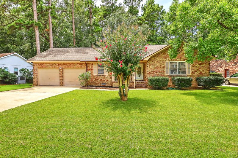 107 Anstead Dr, Summerville, SC 29485