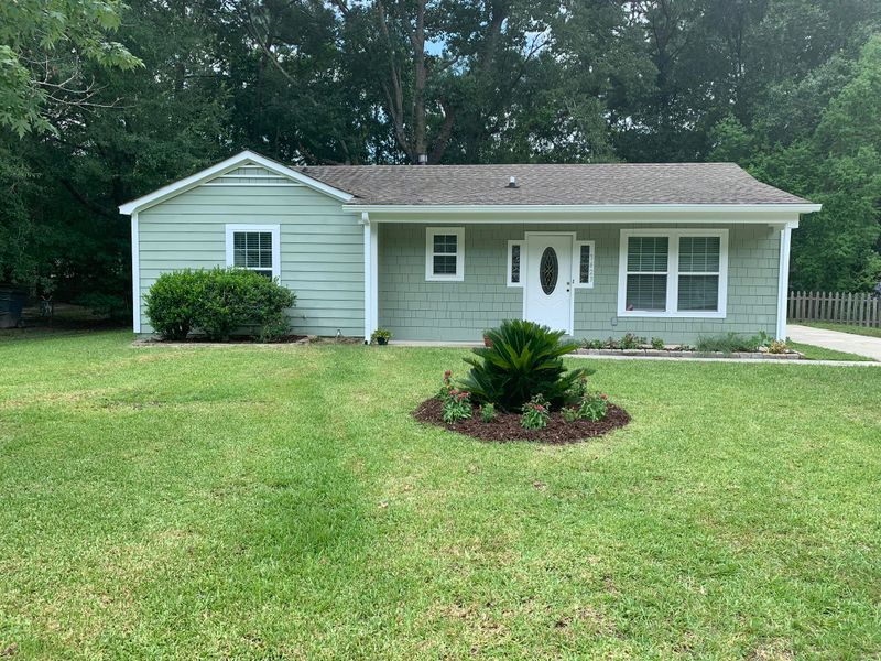 7623 Midwood Dr, North Charleston, SC 29420
