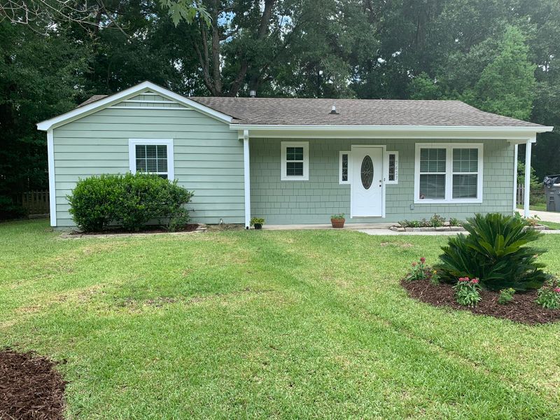 7623 Midwood Dr, North Charleston, SC 29420