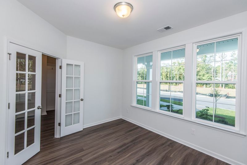 1688 Emmets Rd, Johns Island, SC 29455