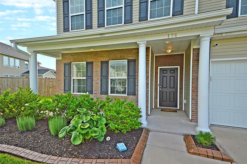 174 Decatur Dr, Summerville, SC 29486