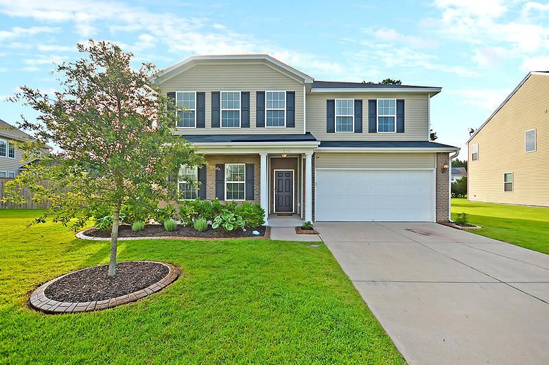 174 Decatur Dr, Summerville, SC 29486