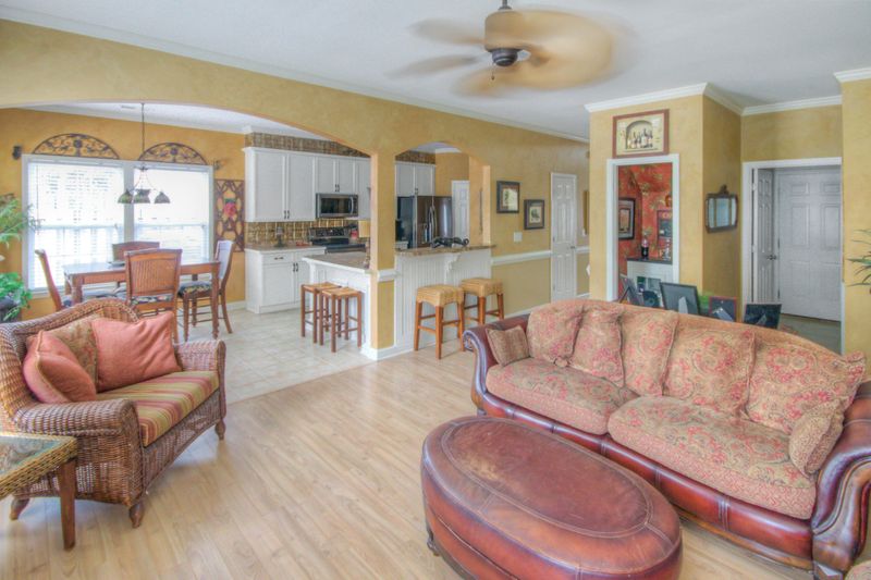 1032 Sterling Ln, Summerville, SC 29483