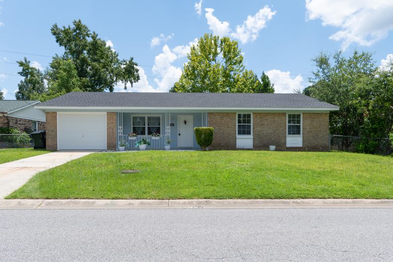 34 Stanhope Rd, Goose Creek, SC 29445