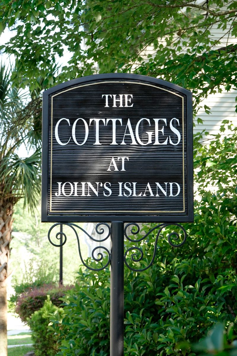 2643 Alamanda Dr, Johns Island, SC 29455