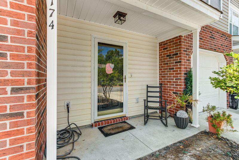 174 Darcy Ave, Goose Creek, SC 29445
