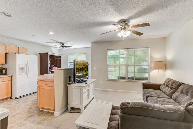 174 Darcy Ave, Goose Creek, SC 29445