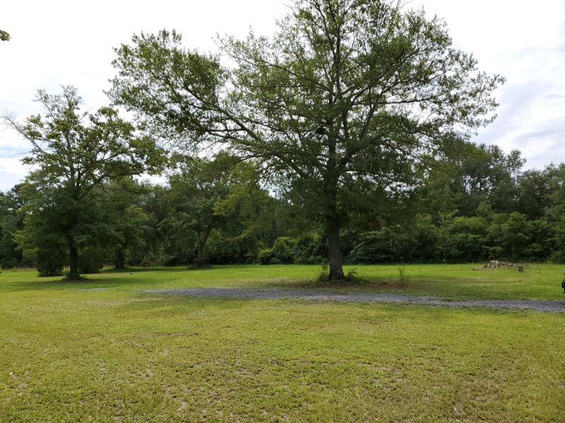 330 Bonnie Ln, Moncks Corner, SC 29461