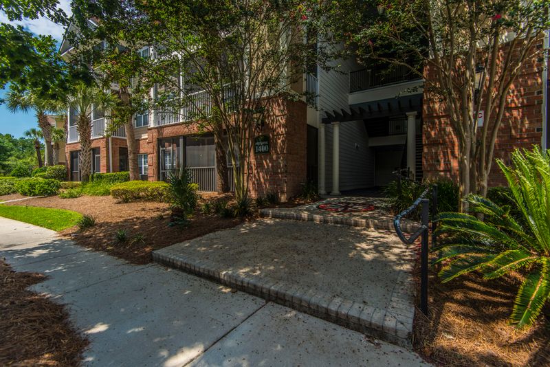 1420 Basildon Rd, Mount Pleasant, SC 29466
