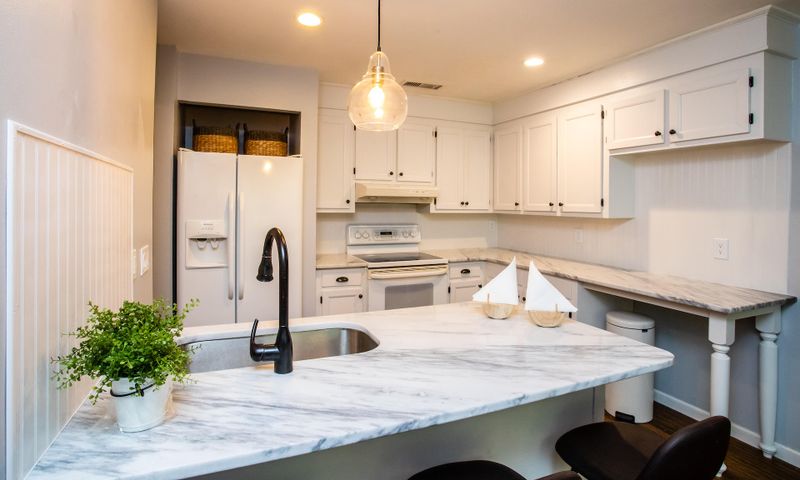 998 Sea Gull Dr, Mount Pleasant, SC 29464