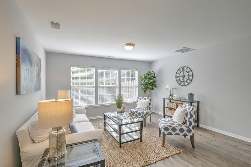 1204 Vistiana Dr, North Charleston, SC 29420
