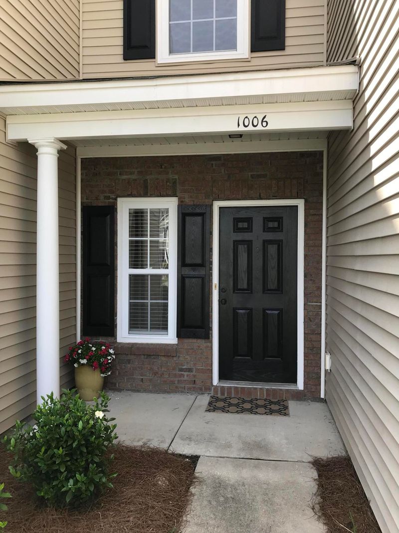 1006 Bennington Dr, Charleston, SC 29492